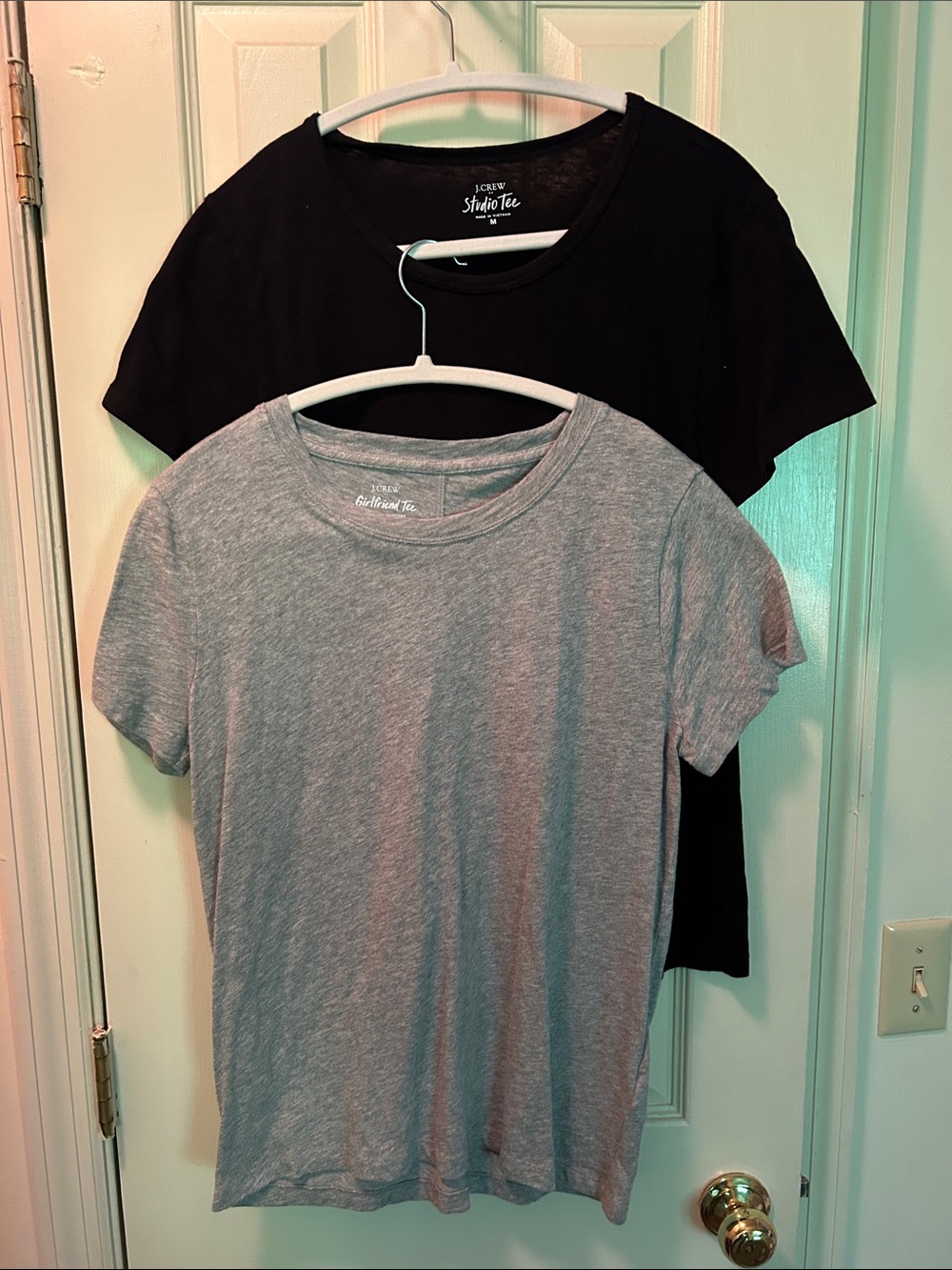 J. Crew Set of 2 Short Sleeve Crewneck Tees in Black and Heather Gray